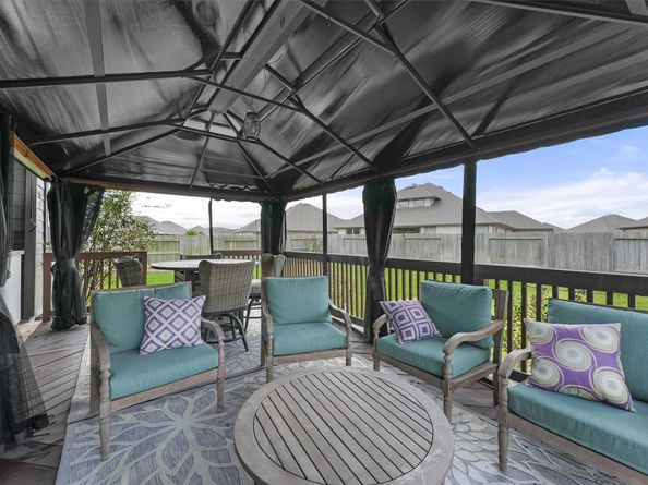 31211 Raleigh Creek Drive, Tomball TX 77375