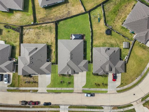 31211 Raleigh Creek Drive, Tomball TX 77375