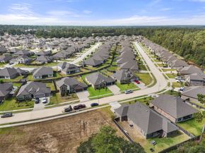 31211 Raleigh Creek Drive, Tomball TX 77375