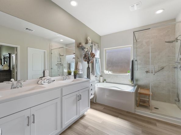 31211 Raleigh Creek Drive, Tomball TX 77375