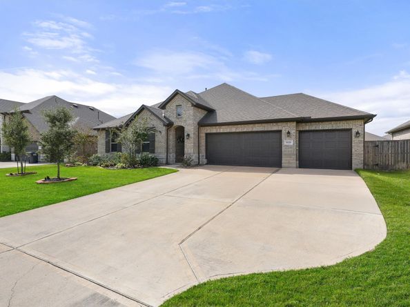 31211 Raleigh Creek Drive, Tomball TX 77375