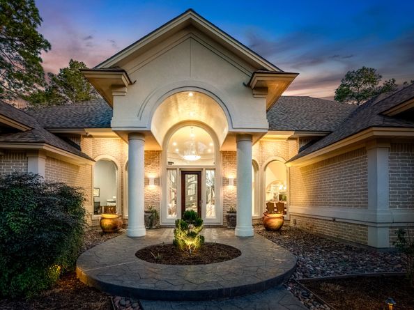 11 Bracebridge Drive, The Woodlands TX 77382