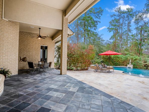 11 Bracebridge Drive, The Woodlands TX 77382