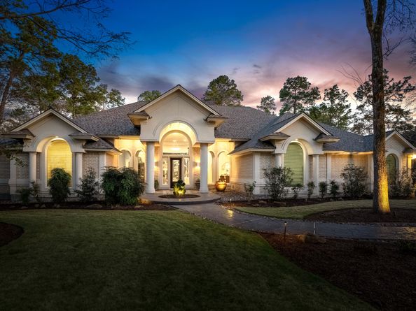 11 Bracebridge Drive, The Woodlands TX 77382
