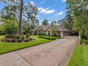 11 Bracebridge Drive, The Woodlands TX 77382