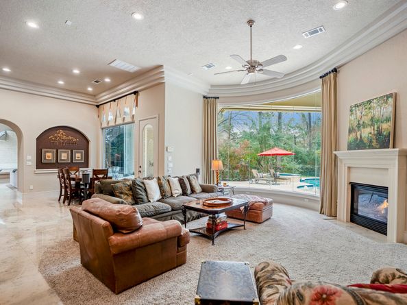 11 Bracebridge Drive, The Woodlands TX 77382