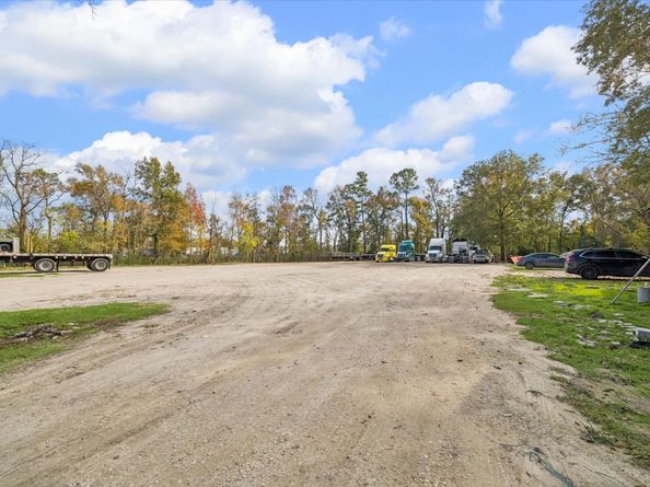 9114 1/2 N Green River Drive, Houston TX 77078