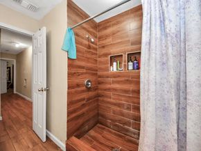 5734 Oriole Street, Houston TX 77017