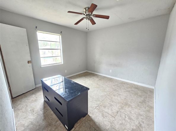 1623 Debeney Drive, Houston TX 77039