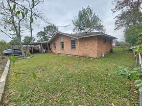 1623 Debeney Drive, Houston TX 77039