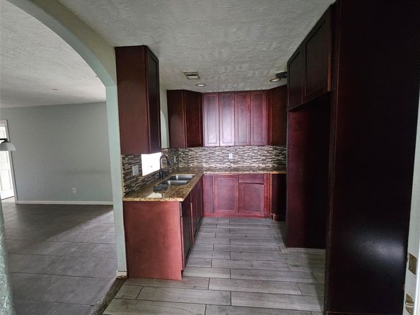 1623 Debeney Drive, Houston TX 77039