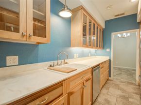 7449 Brompton Street 7449, Houston TX 77025