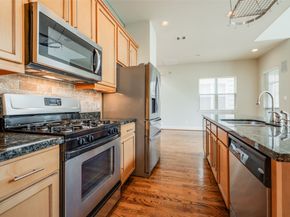 2915 Pease Street, Houston TX 77003