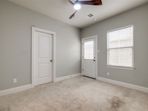 2915 Pease Street, Houston TX 77003