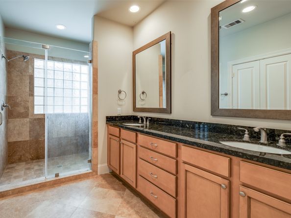 2915 Pease Street, Houston TX 77003