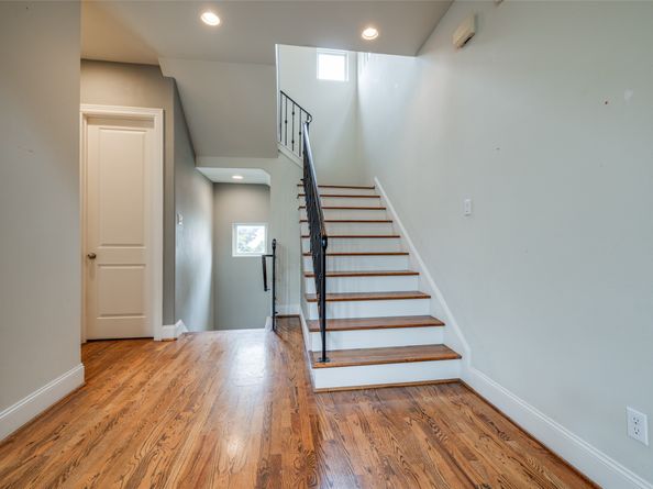 2915 Pease Street, Houston TX 77003