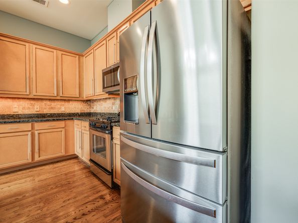 2915 Pease Street, Houston TX 77003