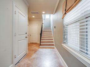 2915 Pease Street, Houston TX 77003