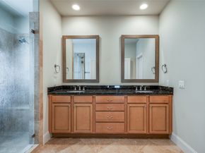 2915 Pease Street, Houston TX 77003