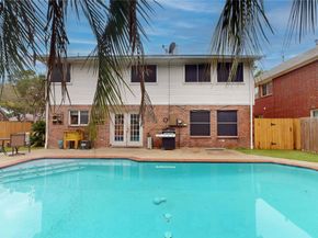 8002 Makaha Circle, Houston TX 77095