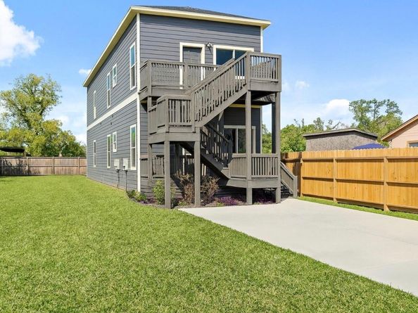 8203 Tower Street, Houston TX 77088