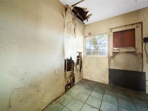 12709 Powell Lane, Houston TX 77015