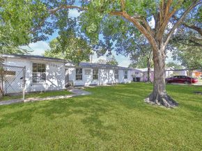 12709 Powell Lane, Houston TX 77015