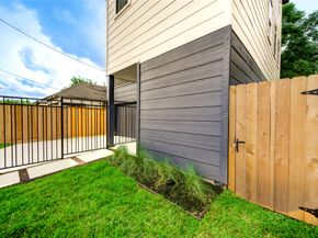 3406 Rawley Street, Houston TX 77020