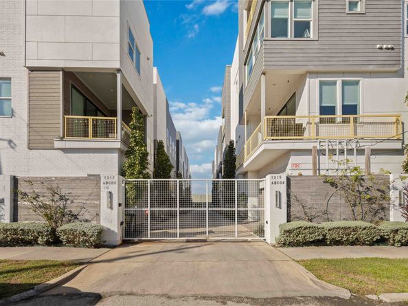 1211 Hickory Street D, Houston TX 77007