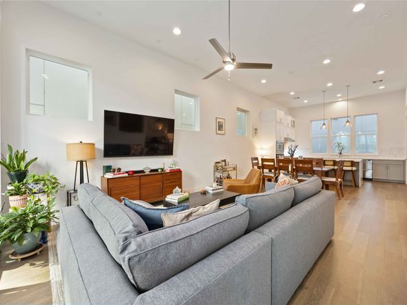 1211 Hickory Street D, Houston TX 77007