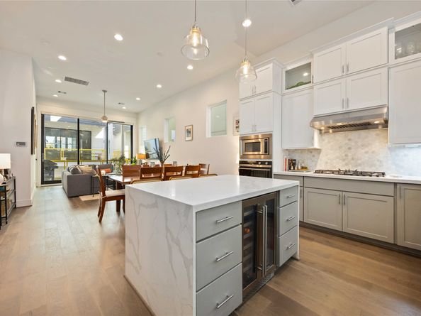 1211 Hickory Street D, Houston TX 77007