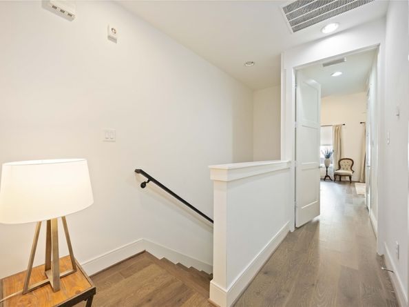 1211 Hickory Street D, Houston TX 77007