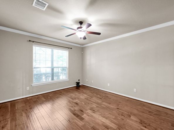 2458 S Bramlet Drive, Conroe TX 77304