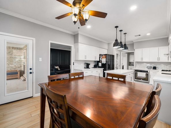 5338 Holly View Drive, Houston TX 77091