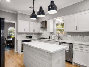 5338 Holly View Drive, Houston TX 77091