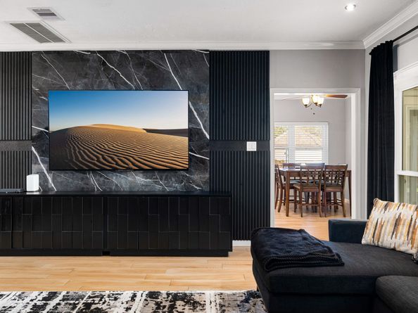 5338 Holly View Drive, Houston TX 77091