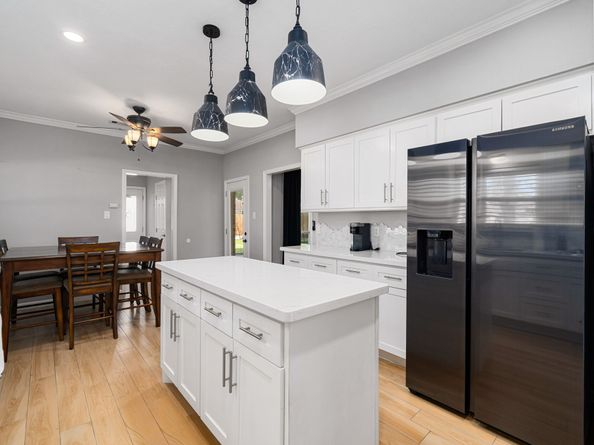 5338 Holly View Drive, Houston TX 77091