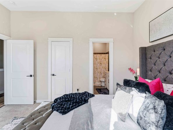 405 Stoneworks Garden Lane Lane, Houston TX 77076