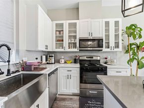 405 Stoneworks Garden Lane Lane, Houston TX 77076