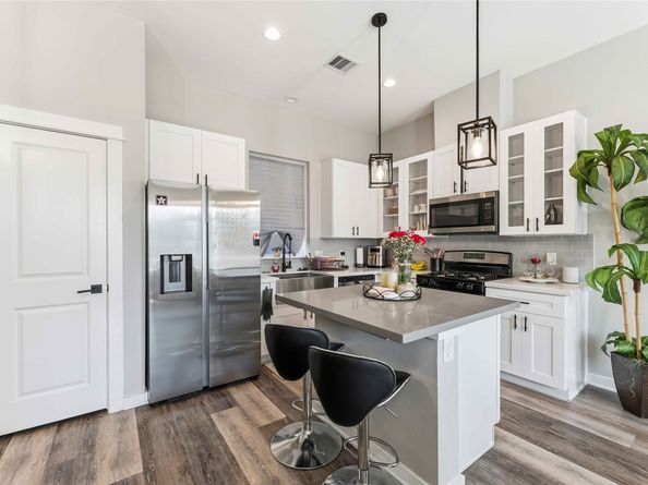 405 Stoneworks Garden Lane Lane, Houston TX 77076