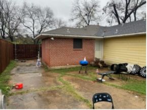 1114 E Five Mile Parkway, Dallas TX 75216