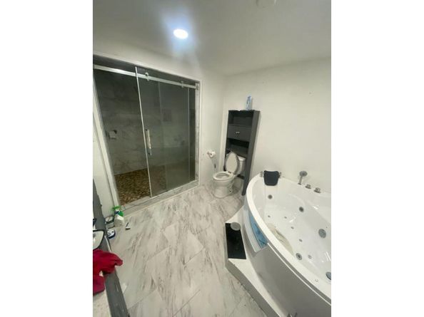 1114 E Five Mile Parkway, Dallas TX 75216