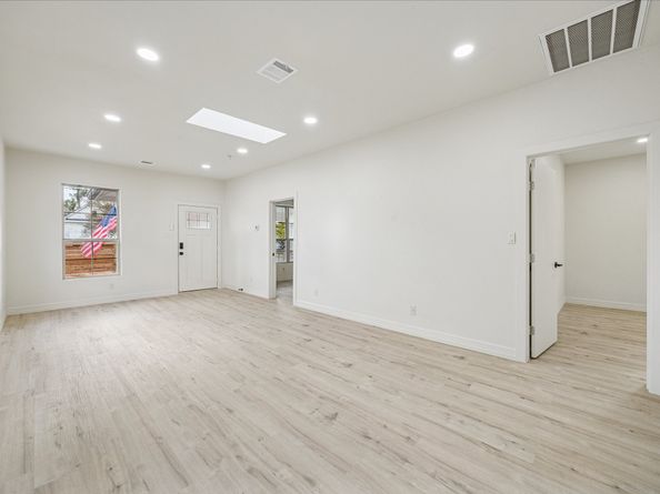 437 N Everton Street, Houston TX 77003