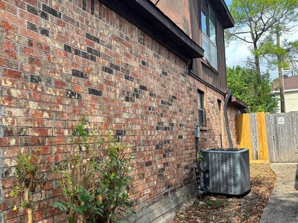 13042 Richmond Avenue, Houston TX 77082