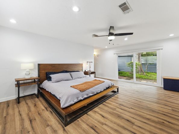 1818 Berryfield Drive, Houston TX 77077