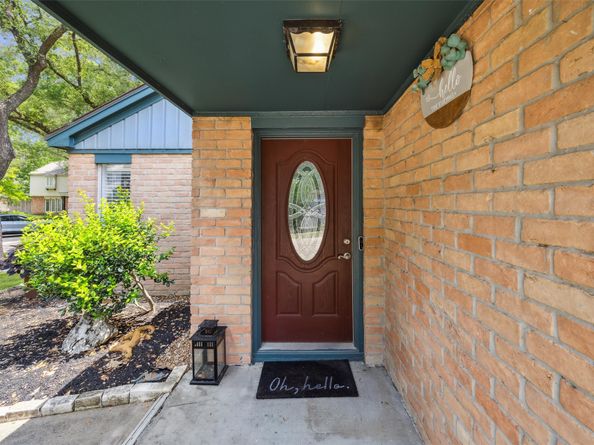 1818 Berryfield Drive, Houston TX 77077