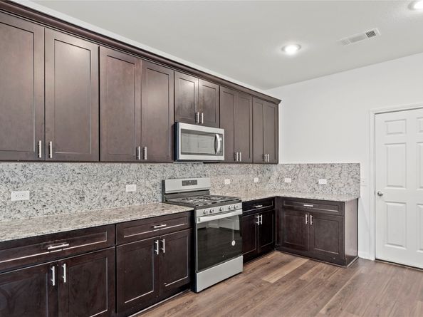 7322 Madison Commons Lane, Houston TX 77075