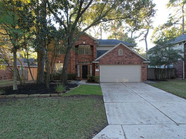 118 W Hobbit Glen Drive, The Woodlands TX 77384