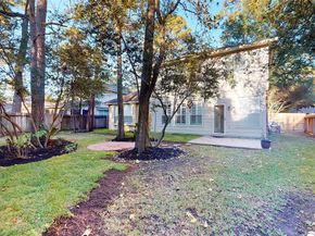 118 W Hobbit Glen Drive, The Woodlands TX 77384