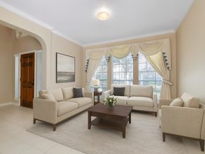 114 Skycrest Drive, Sugar Land TX 77479